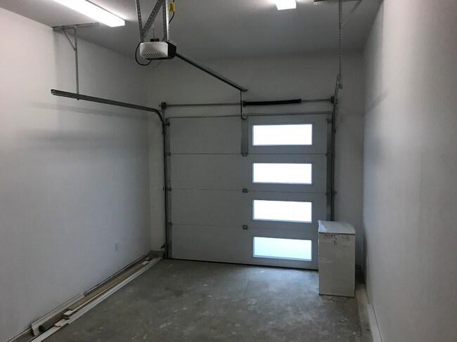 Photo - 8304-8388 88 Ave