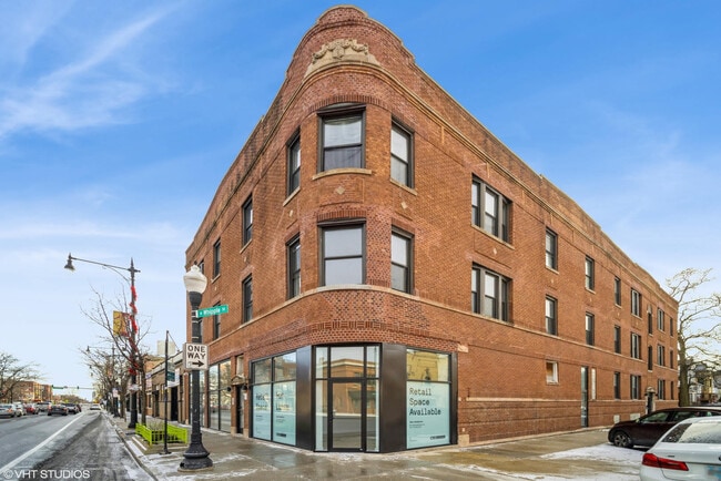 Building Photo - 3025 W Irving Park Rd Rental