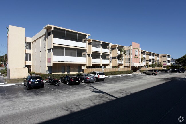 Photo - Cordova Arms Apartments