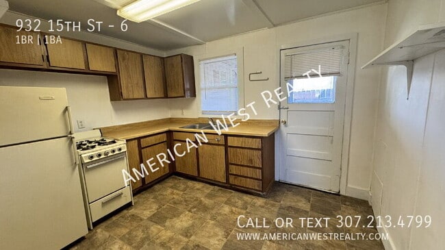 Photo - 932 15th St Unit 6