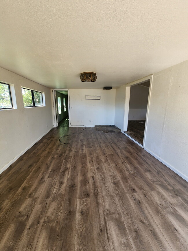 Photo - 3125 E John L Ave