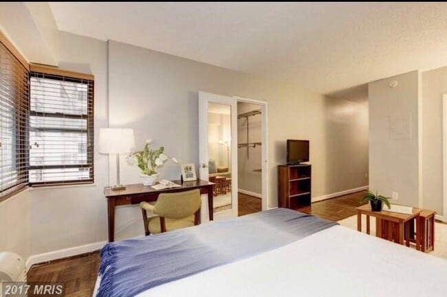 Photo - 2141 I St NW Unit #613