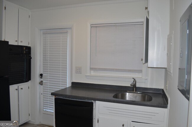 Photo - 3510 Roswell Rd Unit N3