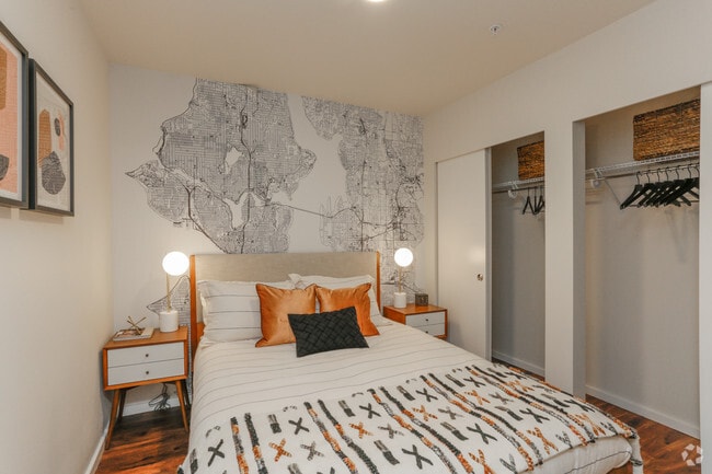1BR, 1BA - 620 SF
