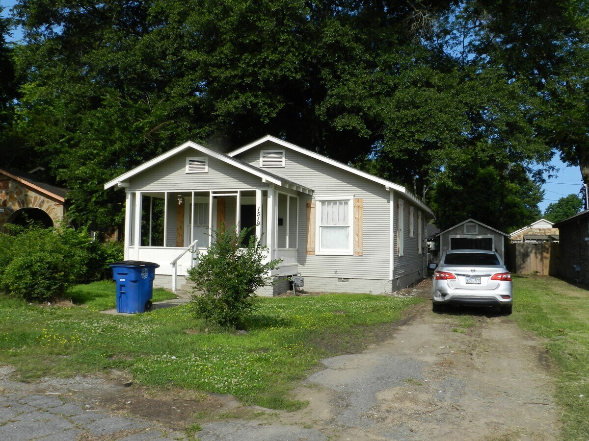 Photo - 1519 Allen St