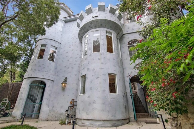 Photo - 8527 Wonderland Ave House