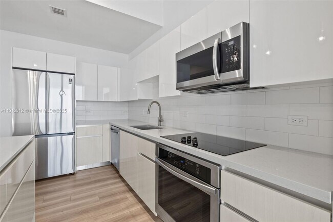 Photo - 101 Diplomat Pkwy Apartment Unit 1203