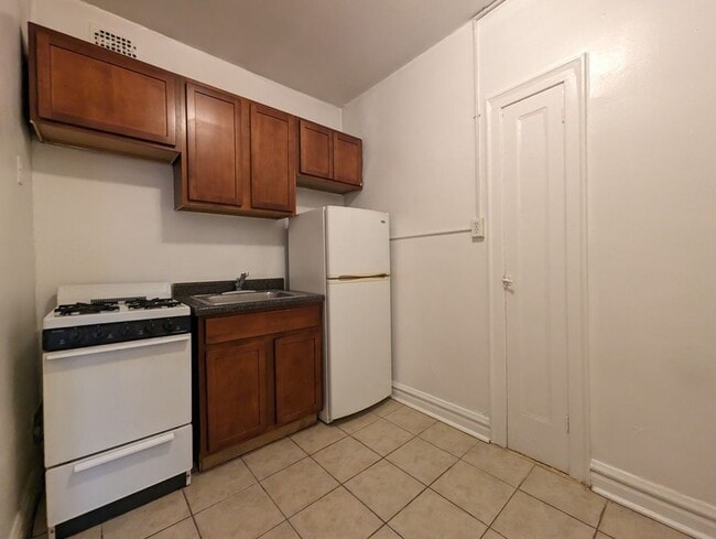 Photo - 4829 N Damen Ave Unidad 209