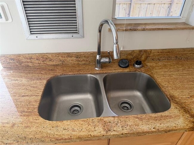 Photo - 2051 NE 56th St Unit 1