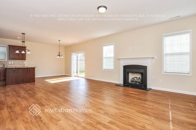 Photo - 213 Verrazano Pl