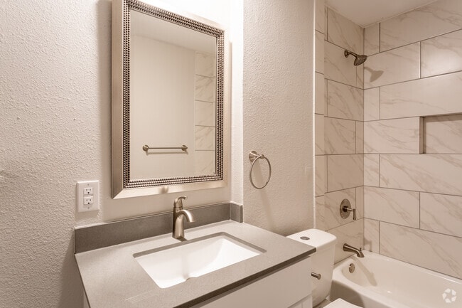 2 BR, 1.5 BA 1010 SF