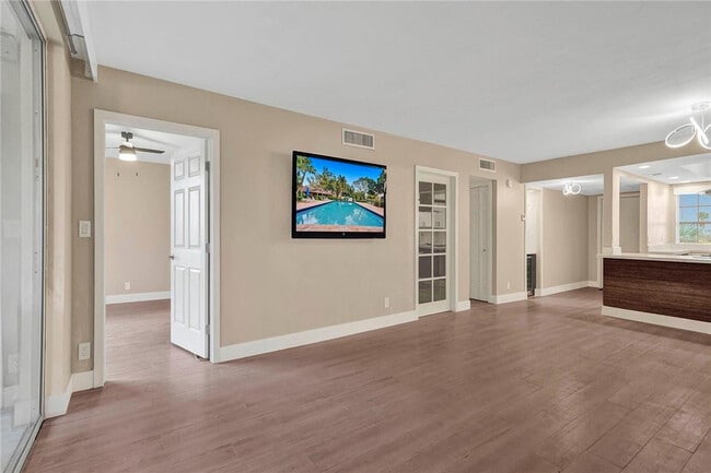 Photo - 3051 S Palm Aire Dr Unit 407