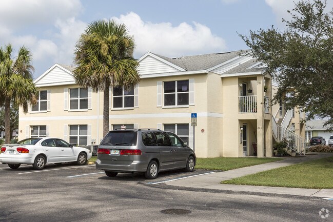 Coral Village Apartments - Coral Village Apartments