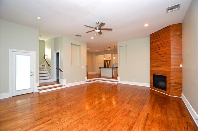 Photo - 1538 W 23rd St