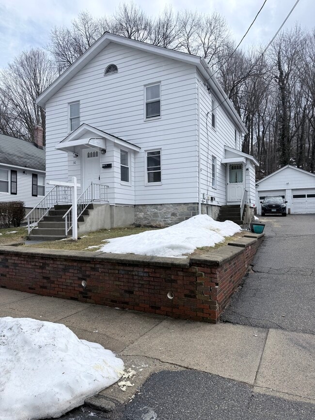 Building Photo - 30 Clark St Unit #1