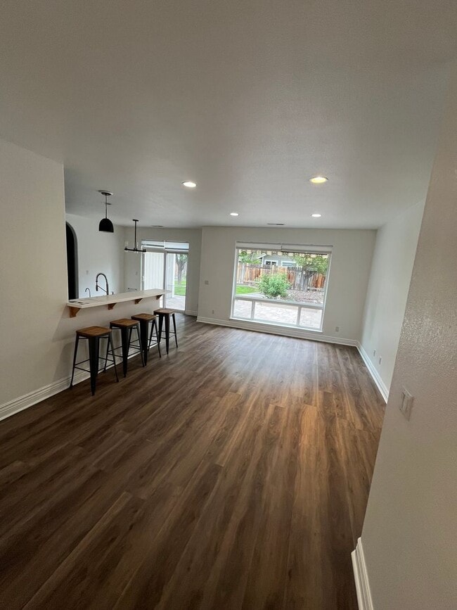 Photo - Well-maintained 3-bedroom, 2-bath home