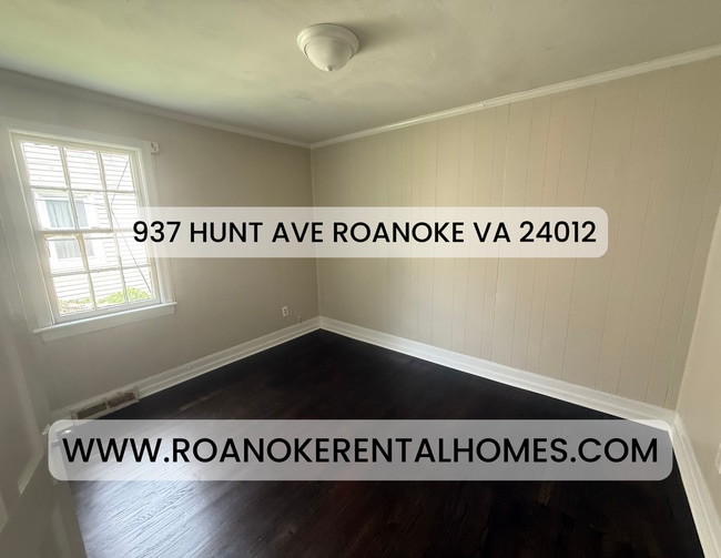 Photo - 937 Hunt Ave NW