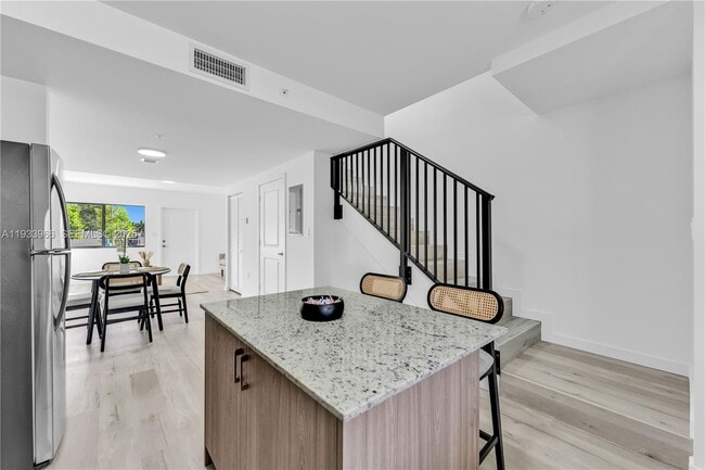 Photo - 155 NW 160th St