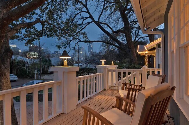 Photo - 1212 Baylor St