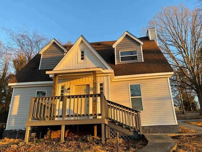 Photo - 202 E Columbia Ave Unit 2