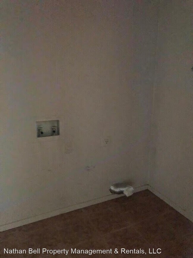 Photo - 3 br, 2 bath House - 1831 Belmont St