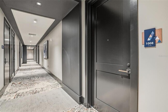 Photo - 275 1st Ave S Unidad 1008