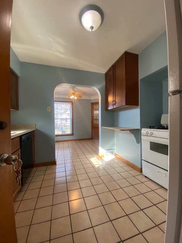 Photo - 6907 Gerald Ave Unidad Down