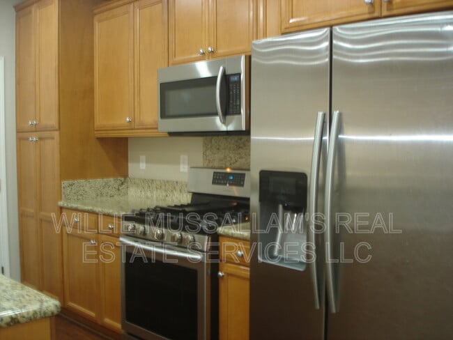 Photo - 284 W St Francis Ave