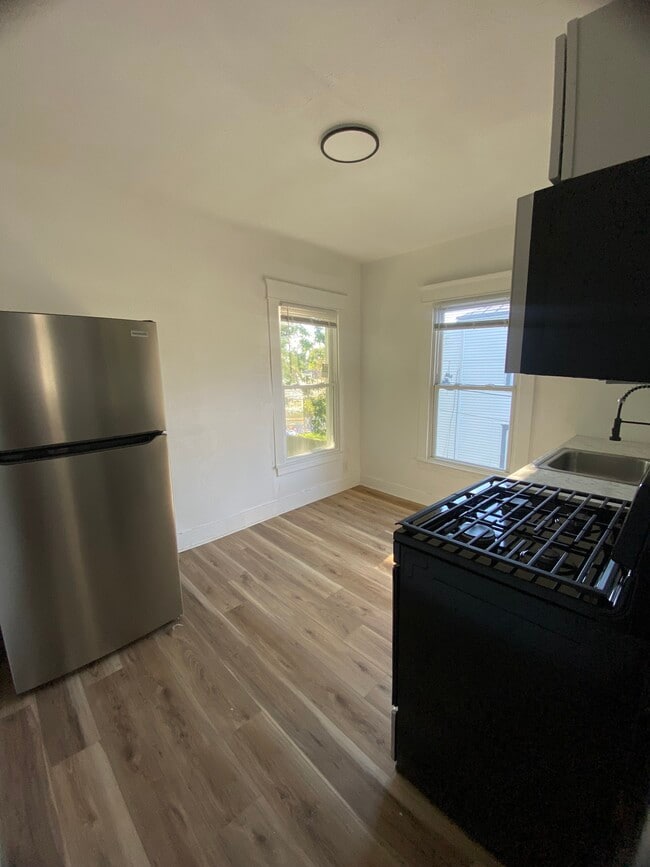 Photo - 521 N 33rd St Unidad 3