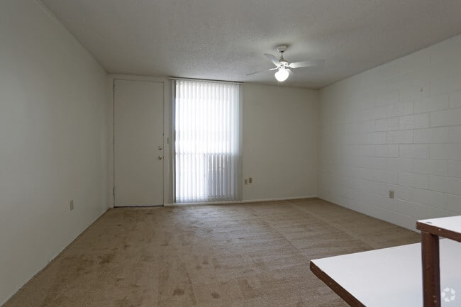 Studio - Knollwood Terrace