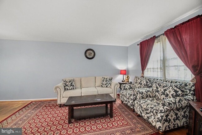 Photo - 7207 Jayhawk St