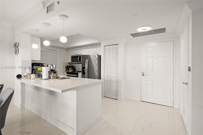 Photo - 19501 W Country Club Dr Unit 1615