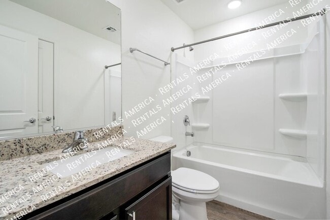 Photo - 1560 E Demain Dr