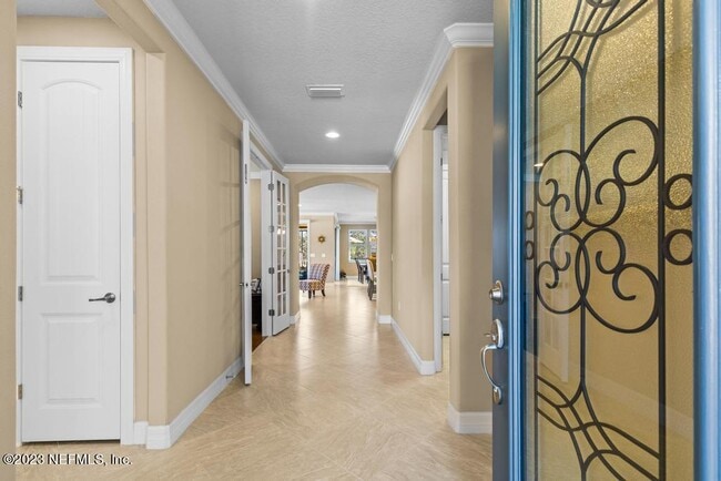 Photo - 280 Winding Path Dr