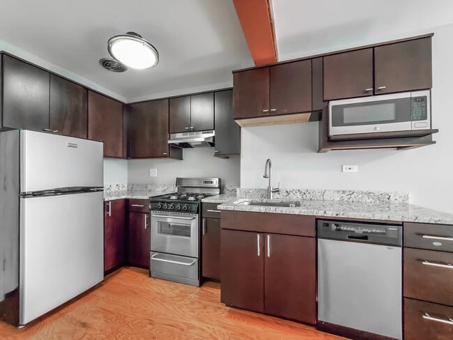 Photo - 831 W Bradley Pl Unit 133