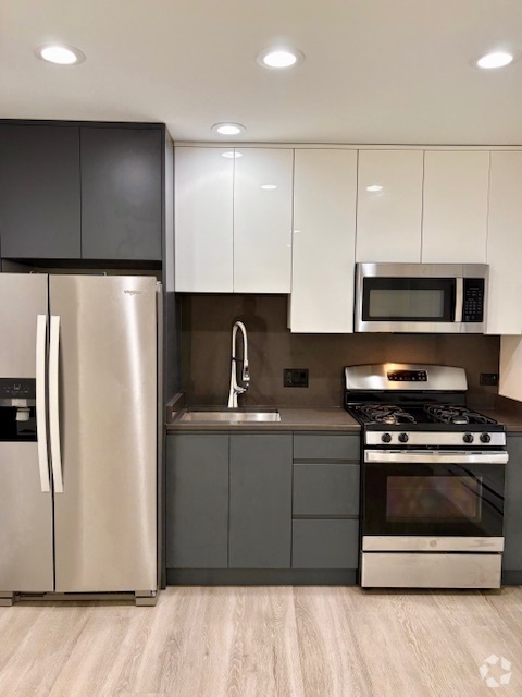 Building Photo - 1025 N Harlem Ave Rental