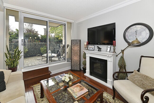 Photo - 10 Delisle Ave Unit 327