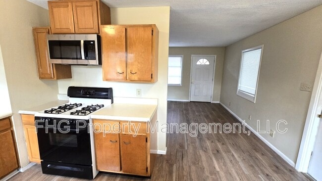 Photo - 114 Forrester Dr