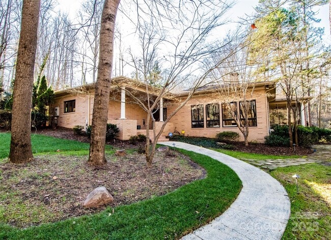 Photo - 3911 Lakeside Dr