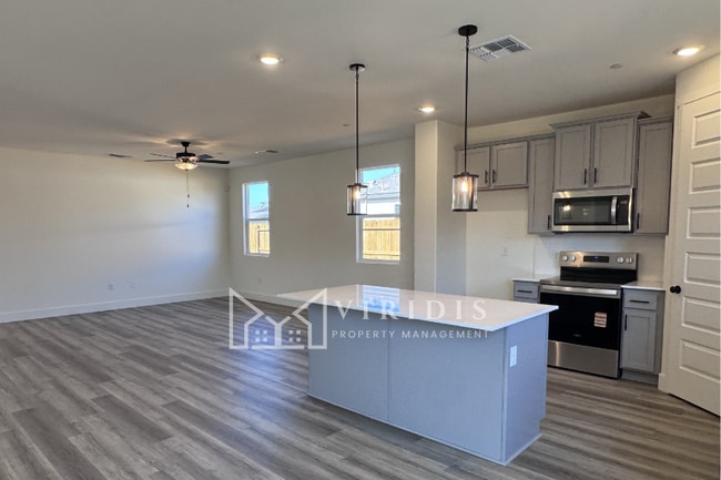 Photo - 7408 Brenner Pass Way