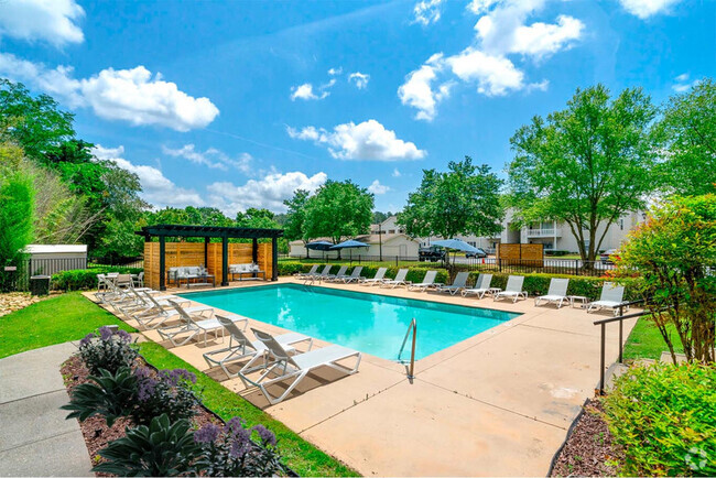 Building Photo - The Vineyards Apartment Homes