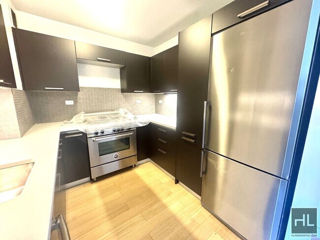 Photo - East 39th Street Unit 23B