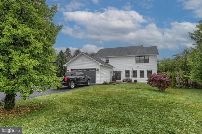 Photo - 212 W Areba Ave