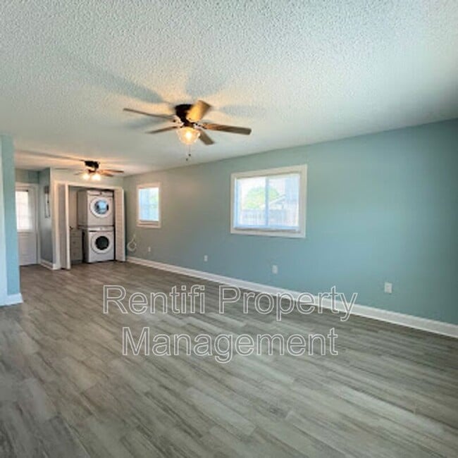 Photo - 17325 Whitewater Ct