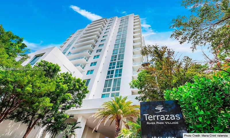 Photo - 1861 NW N River Dr Condo Unit 11