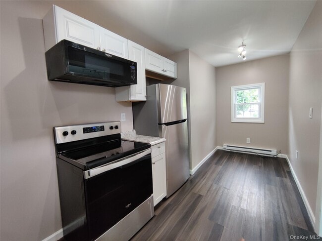 Photo - 917-921 Violet Ave Unit B