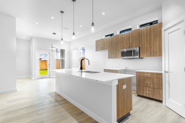 Photo - 5312 W Northwood St