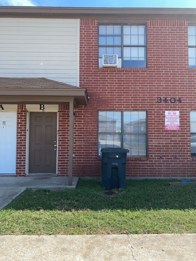 3404 Barcelona Dr Unit B