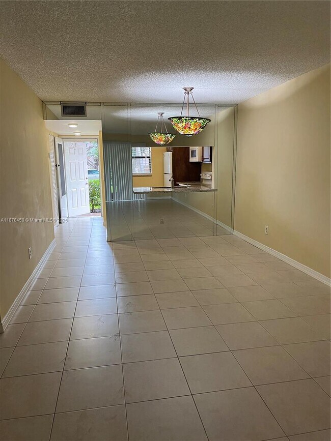 Photo - 10401 NW 11th St Unit 106