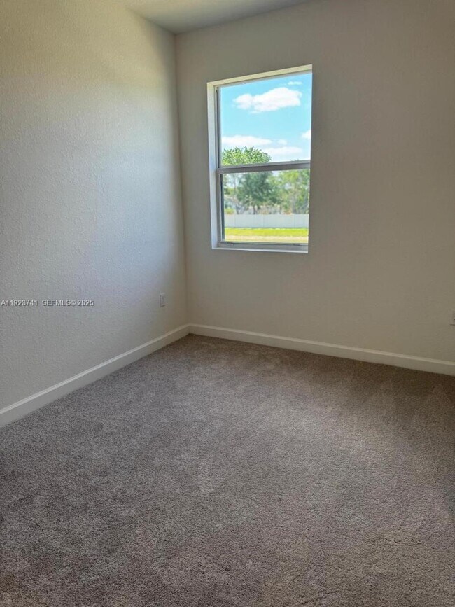 Photo - 18426 SW 2nd St